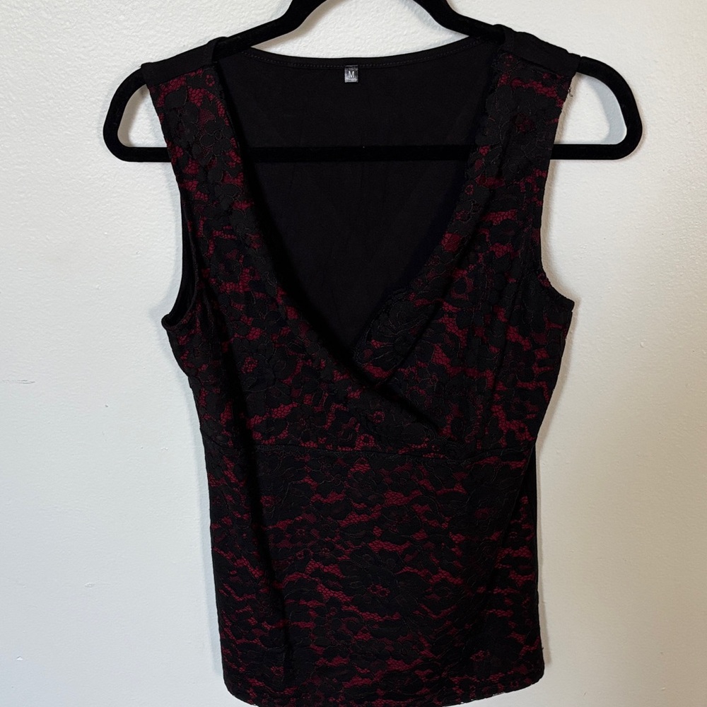 Black & Burgundy Lace V-Neck Sleeveless Women's Top